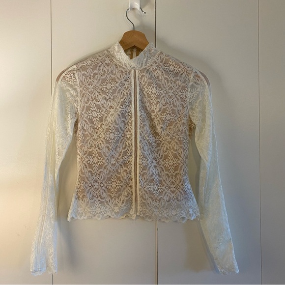 🍂fall drop🍂 Aritzia Wilfred Adriene blouse - Picture 2 of 6